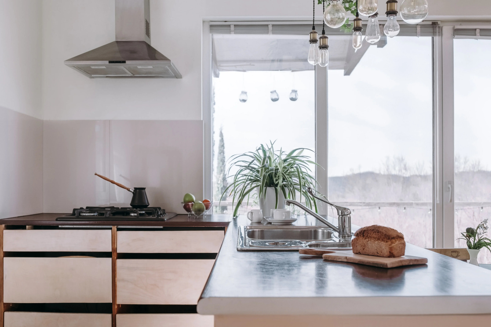 Гостевой Дом с Кипарисами в горах с видом на море