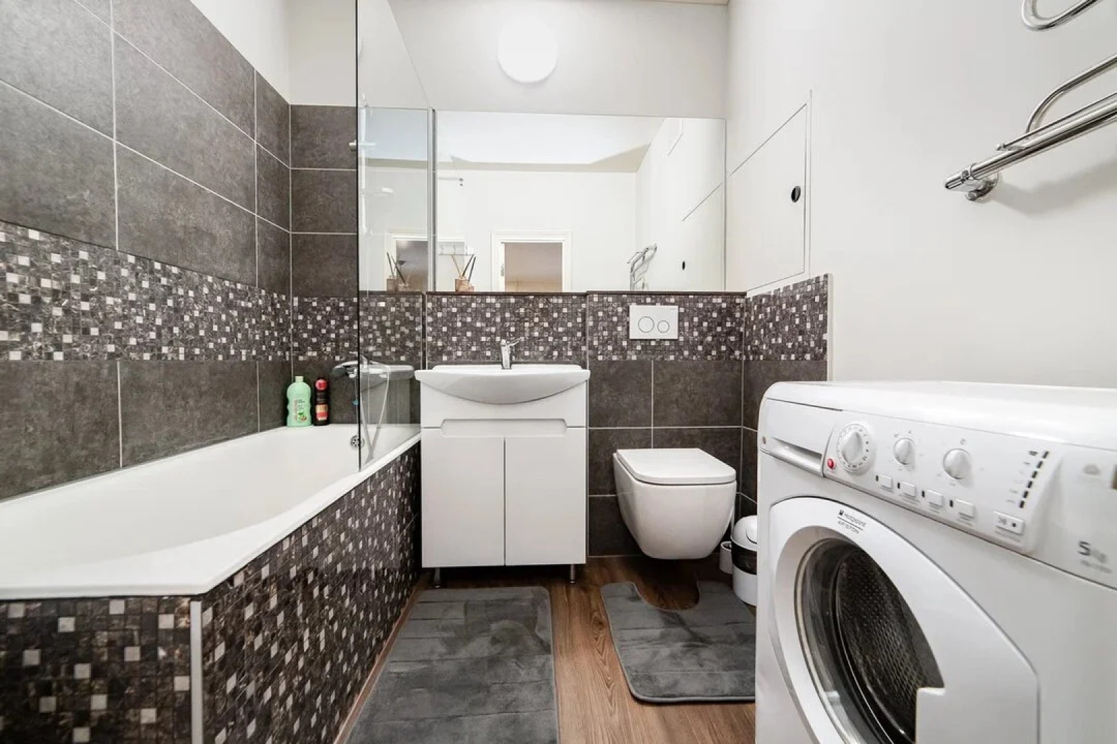 Апартаменты возле Национальной Библиотеки и ТРЦ Dana Mall на Туровского 26