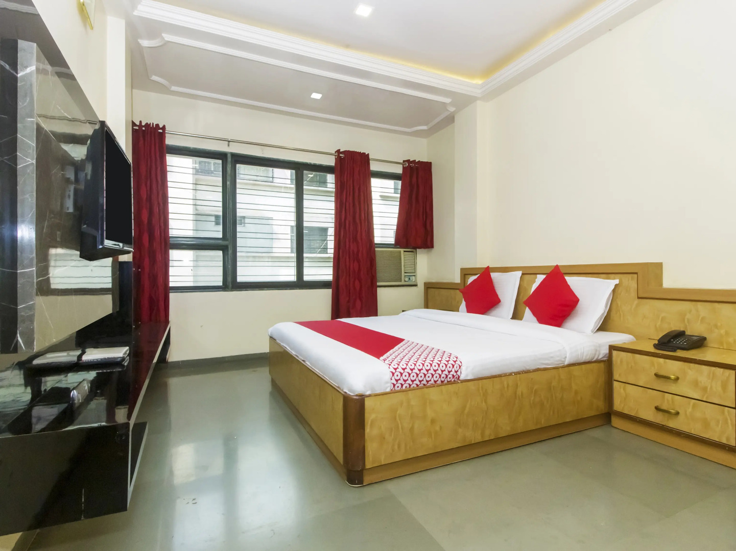 Отель New Uttam Hira Palace