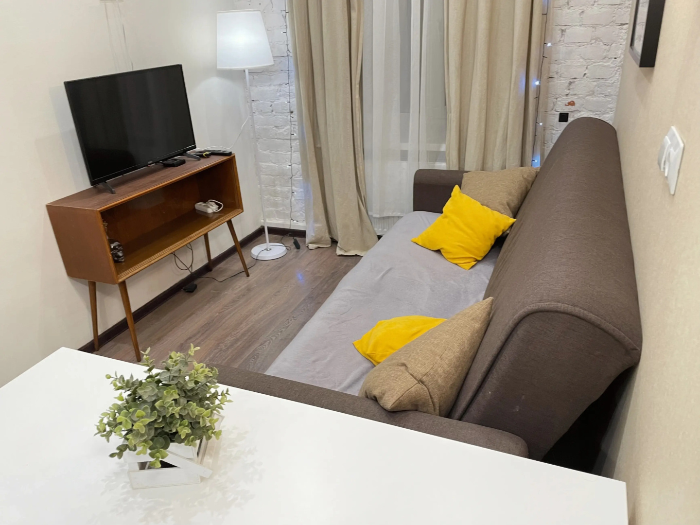 Апартаменты Roomstay Большой Делюкс