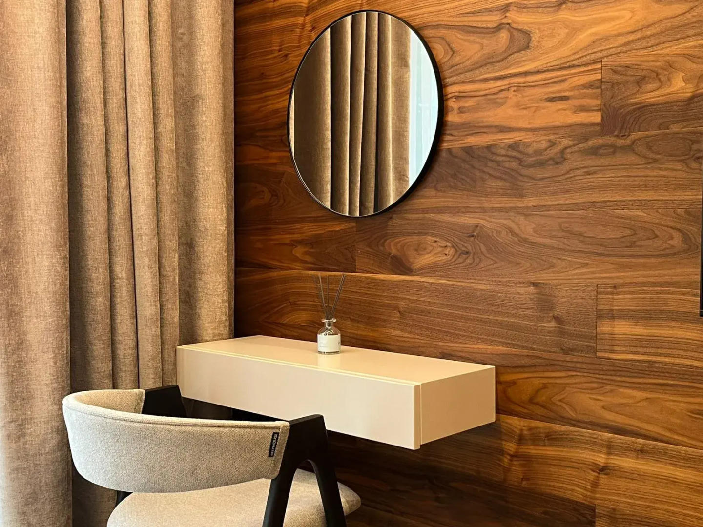 Апартаменты Royal Linen 2