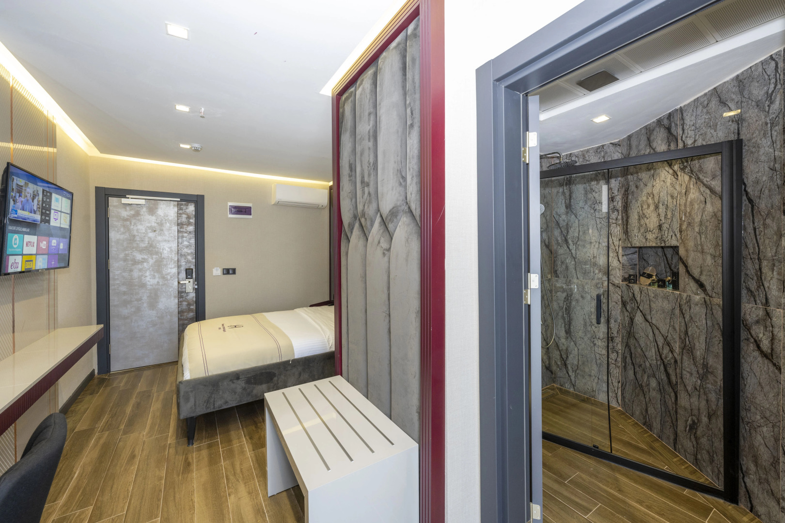 Отель Heaven Premium Airport