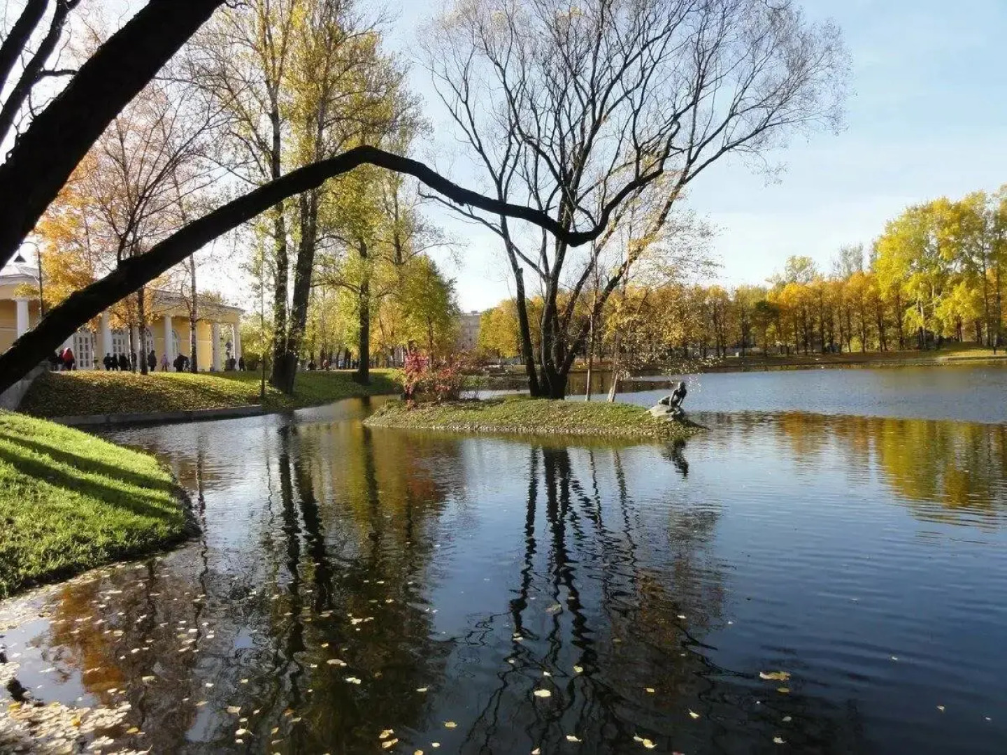 Апартаменты Просторная квартира у Парка Победы