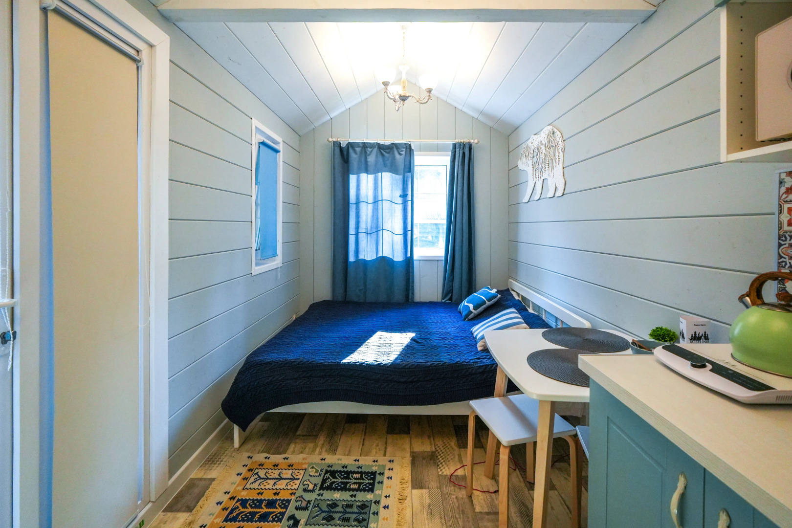 Шале Синий домик в лесу на Живописной улице