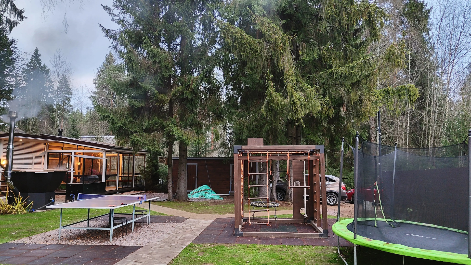 Частный дом Lux 130 кв.м в сосновом лесу на берегу озера в Рощино