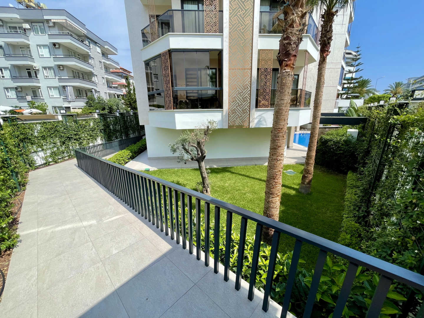 Апартаменты SA Apartments 1bd Flat 300m to the Beach.