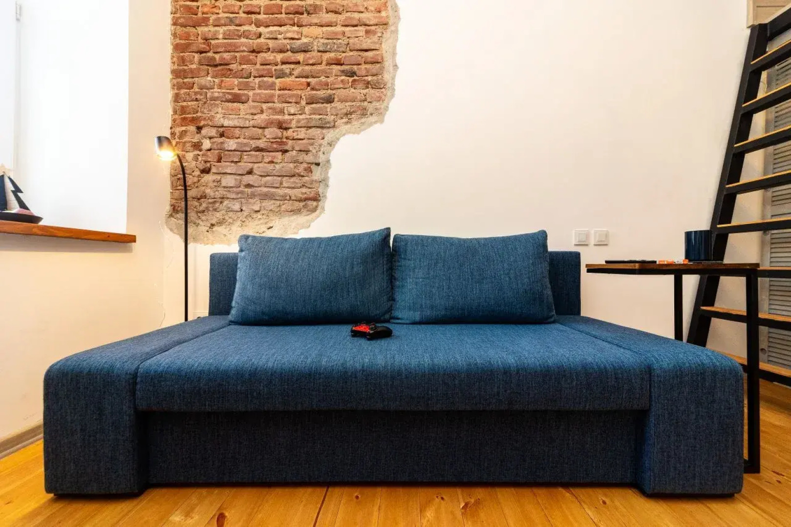 Квартира у Ратуши в доме Берлянда 1835 г на пл. Свободы