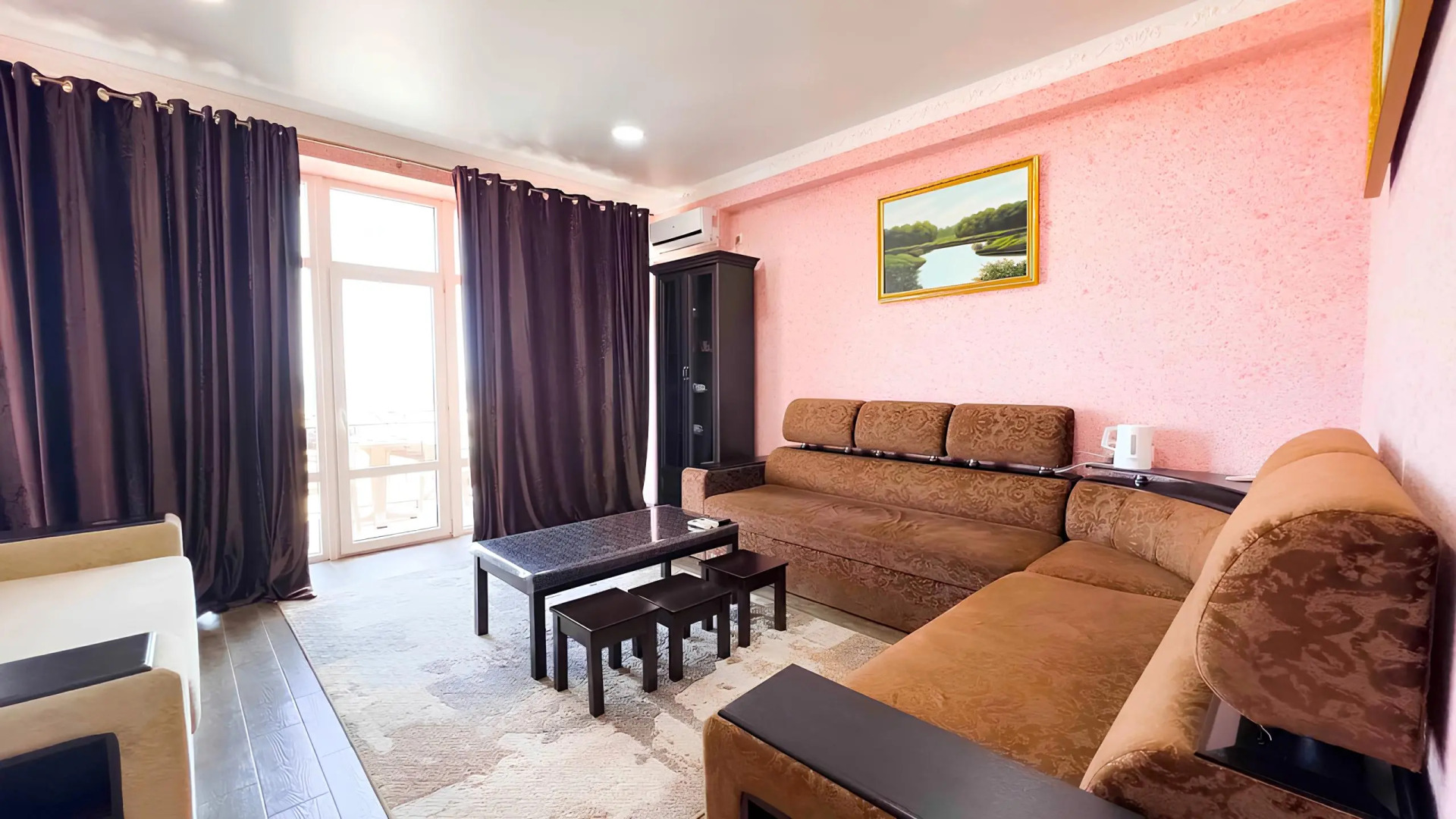 Отель Океан