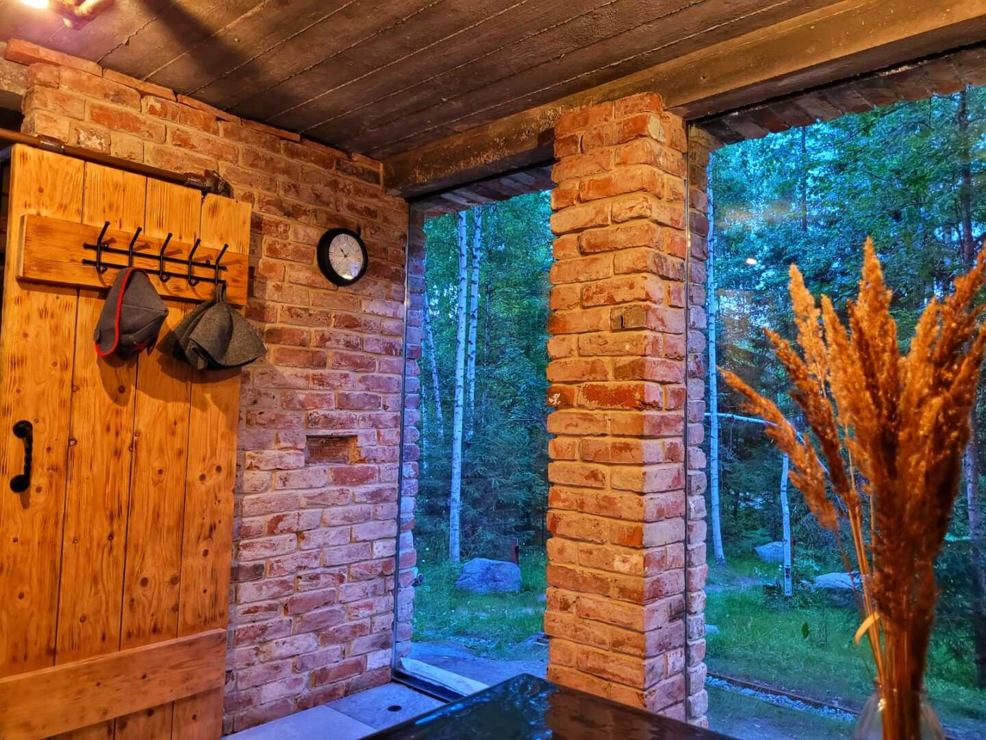 Коттедж Brusnika Village