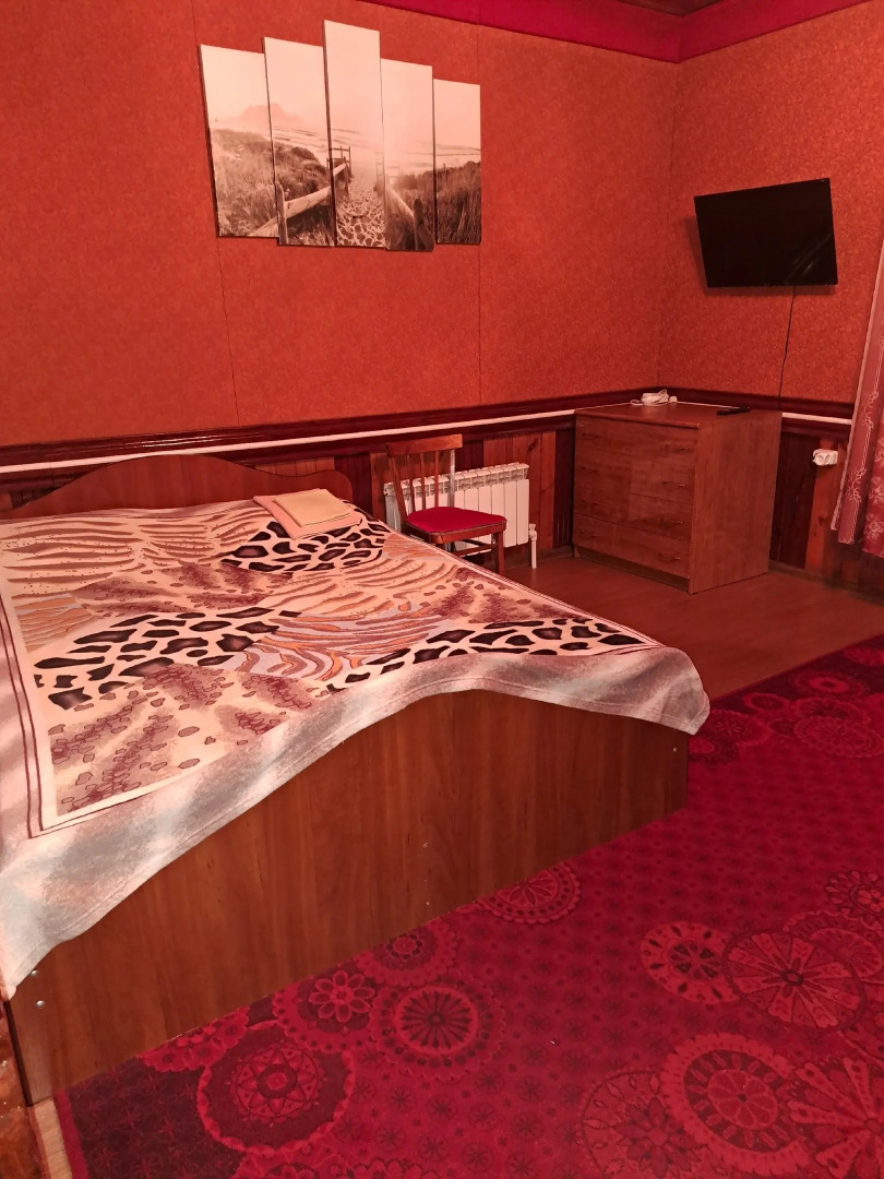 Дом НА БЕРЕГУ РЕКИ СОЛОНИЦА