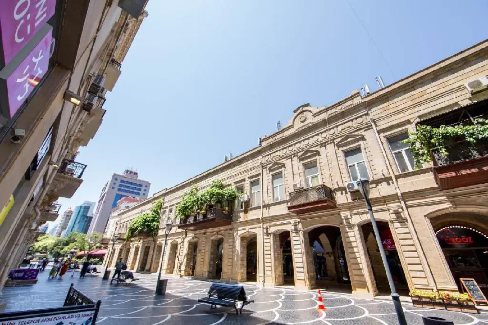 Отель Grand Midway