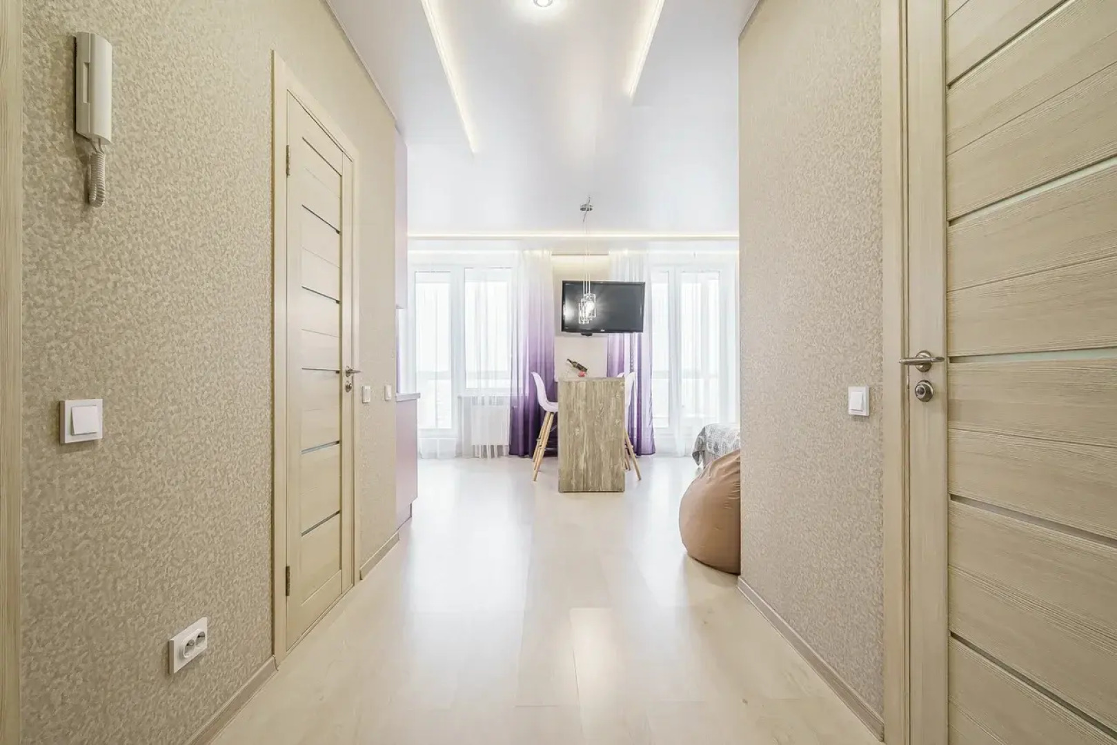 Апартаменты В новостройке на высоком этаже