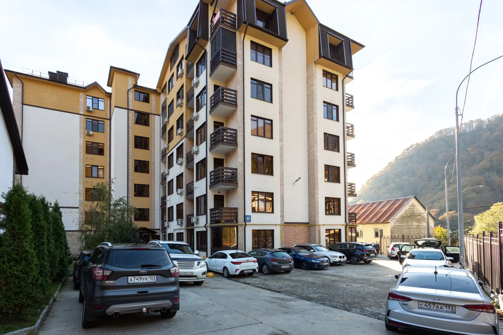 Апартаменты Уютные в Красной Поляне с Видом на Горы