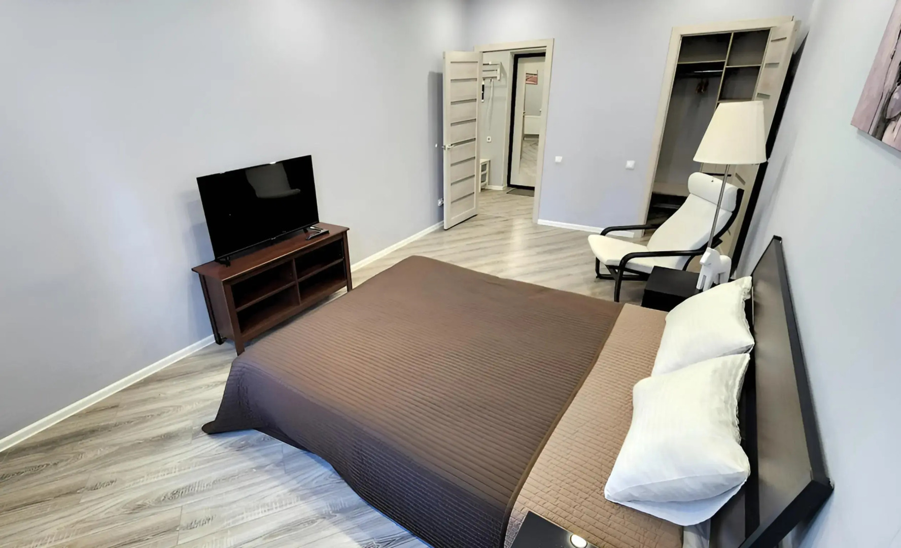 Апартаменты WinWin (ВинВин) Роторная у ТРЦ Казань Мол