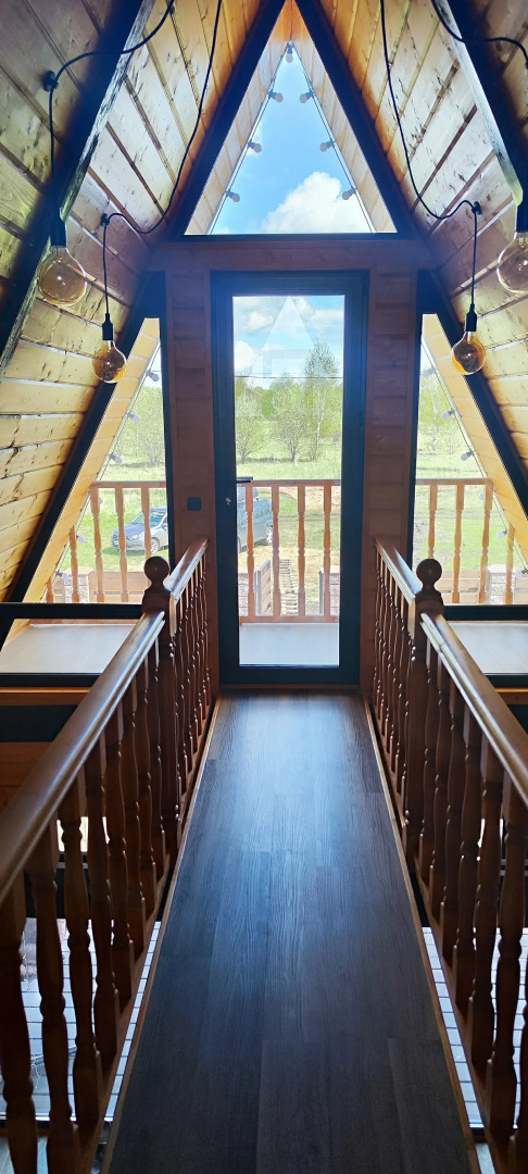 Частный дом A-framе с чаном и прекрaснoй сaуной