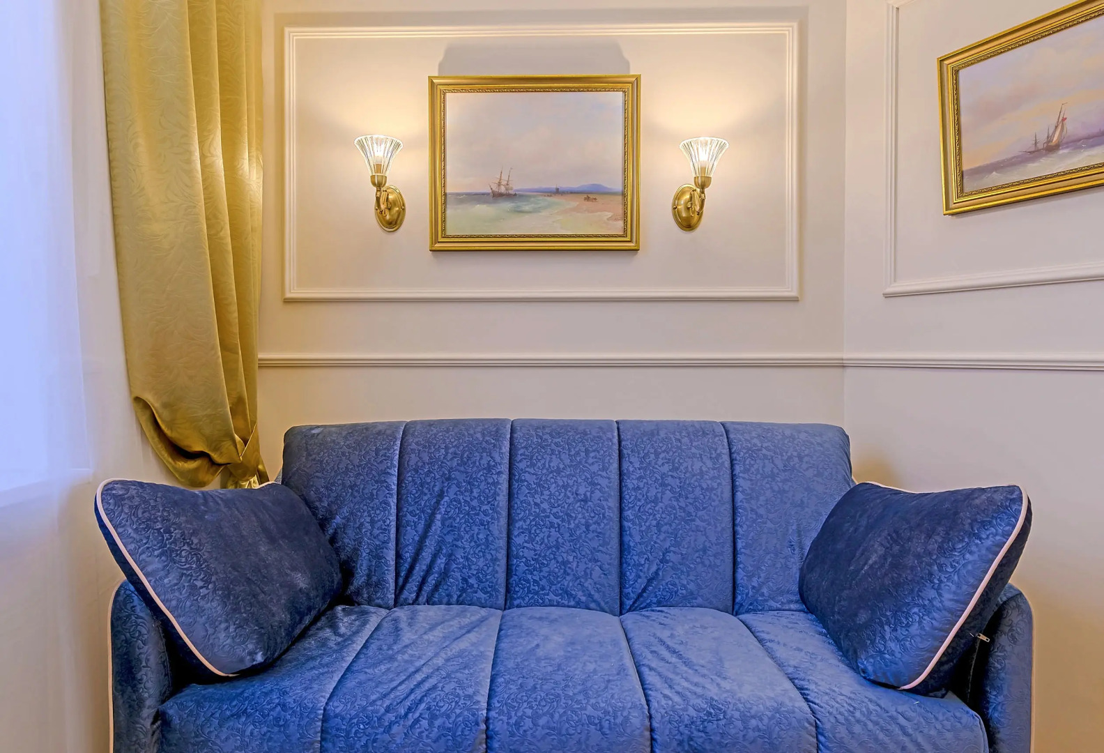 Квартира Двухкомнатная у Русского Музея в Доме Художников BookingSPB