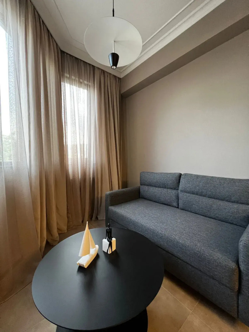 Apartments Leitmotif