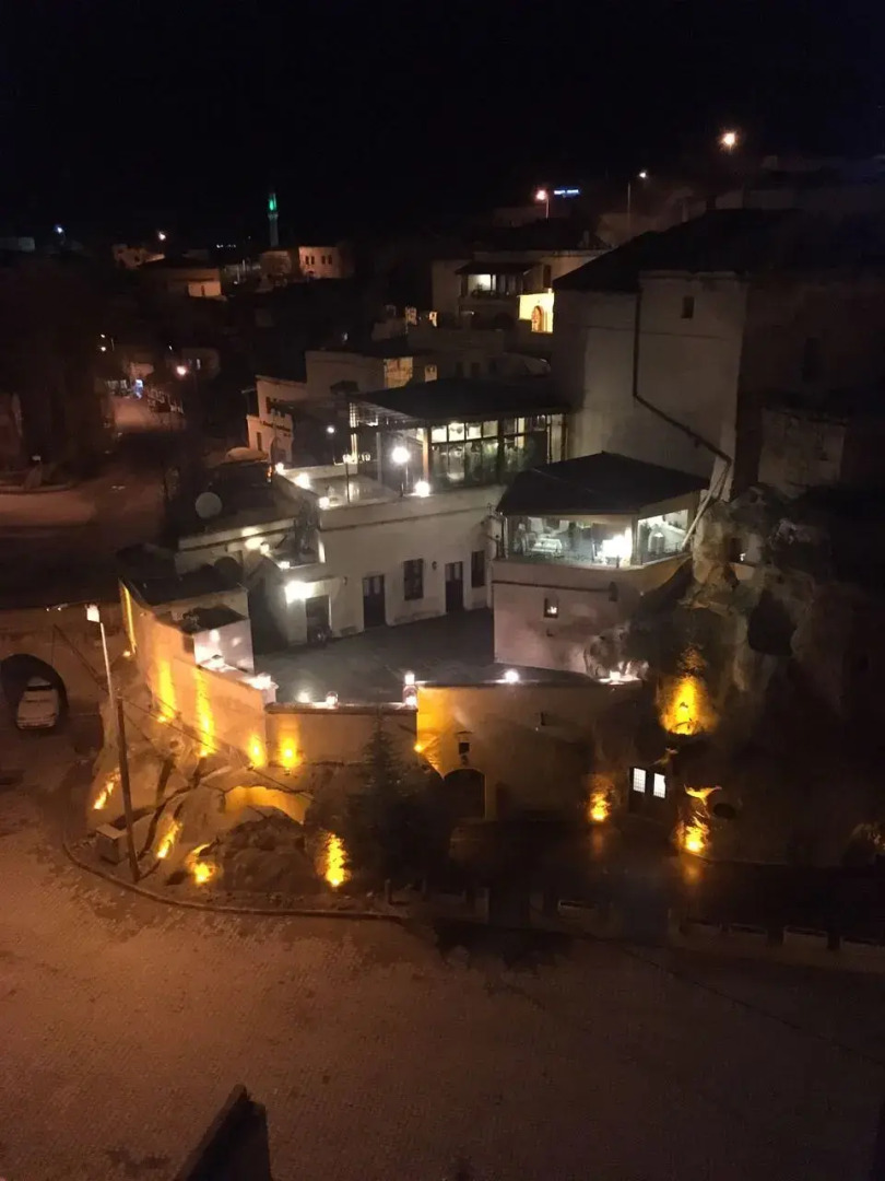 Отель Demisos Caves