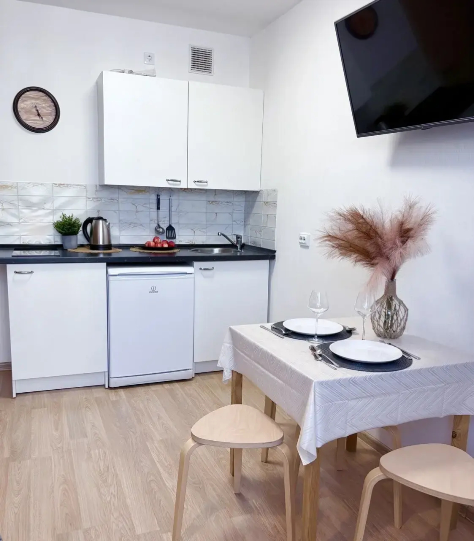 Апартаменты 461 Академика Парина 41