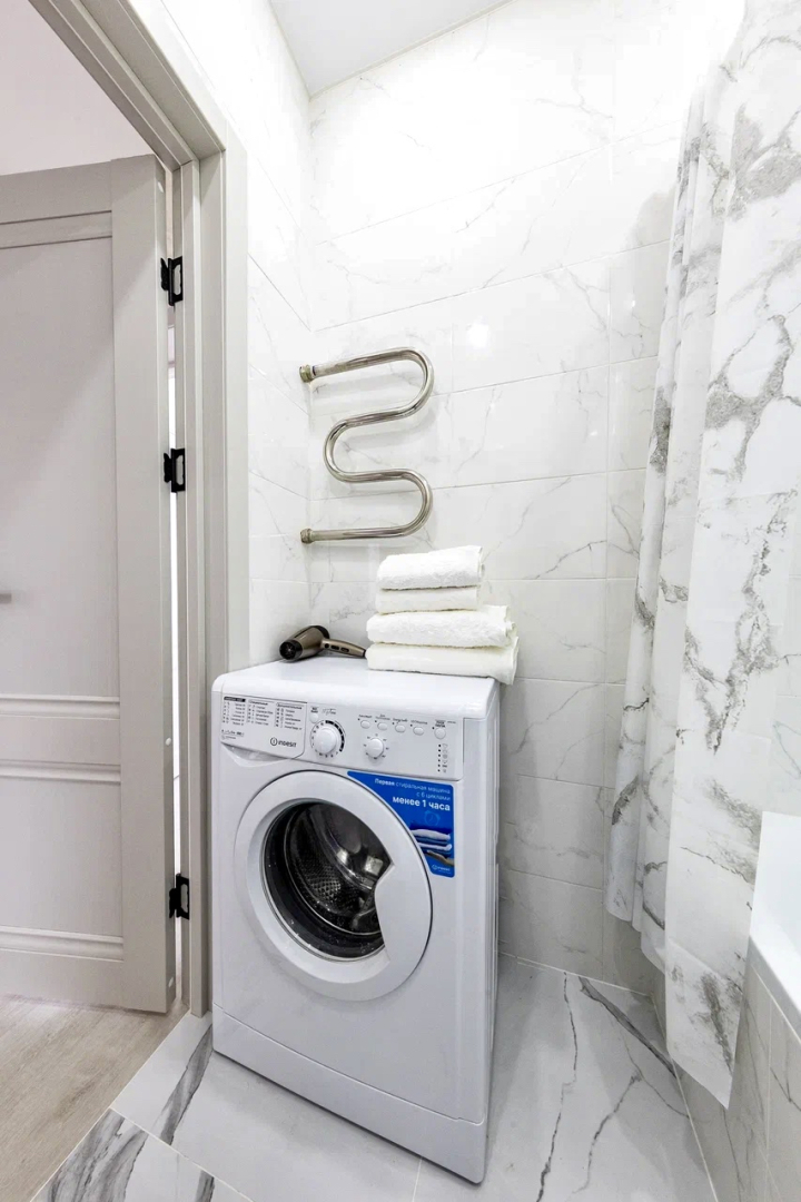 Апартаменты FSF Дизайнерская Двушка в Центре с Дистанционным Заездом