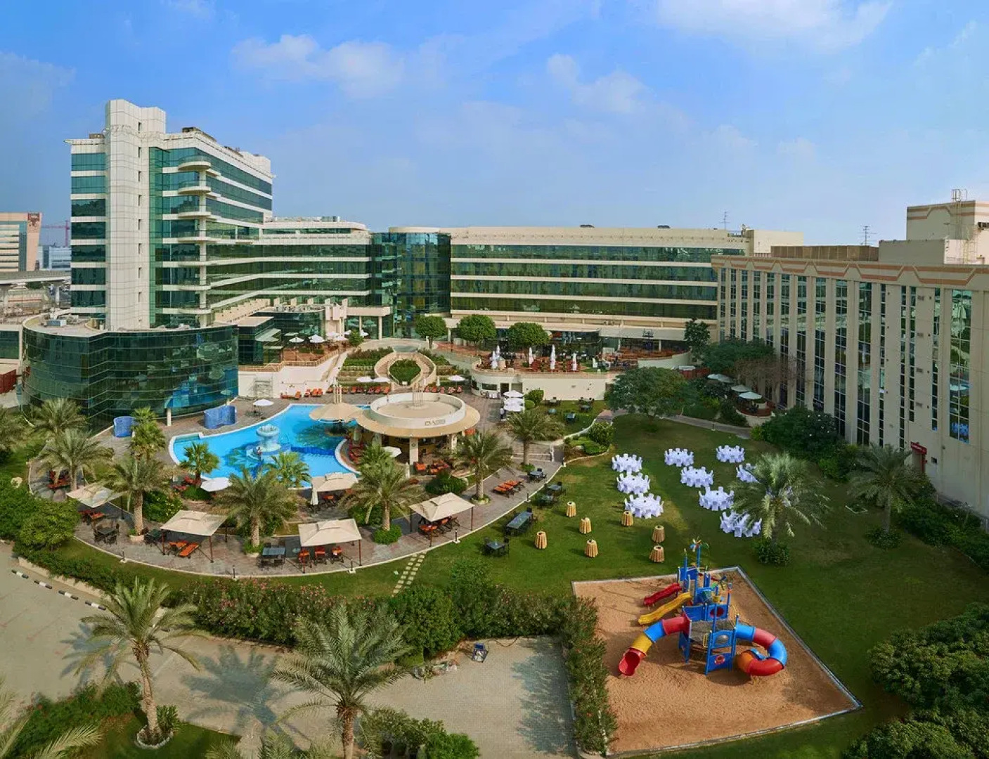 Отель Millennium Airport Hotel Dubai