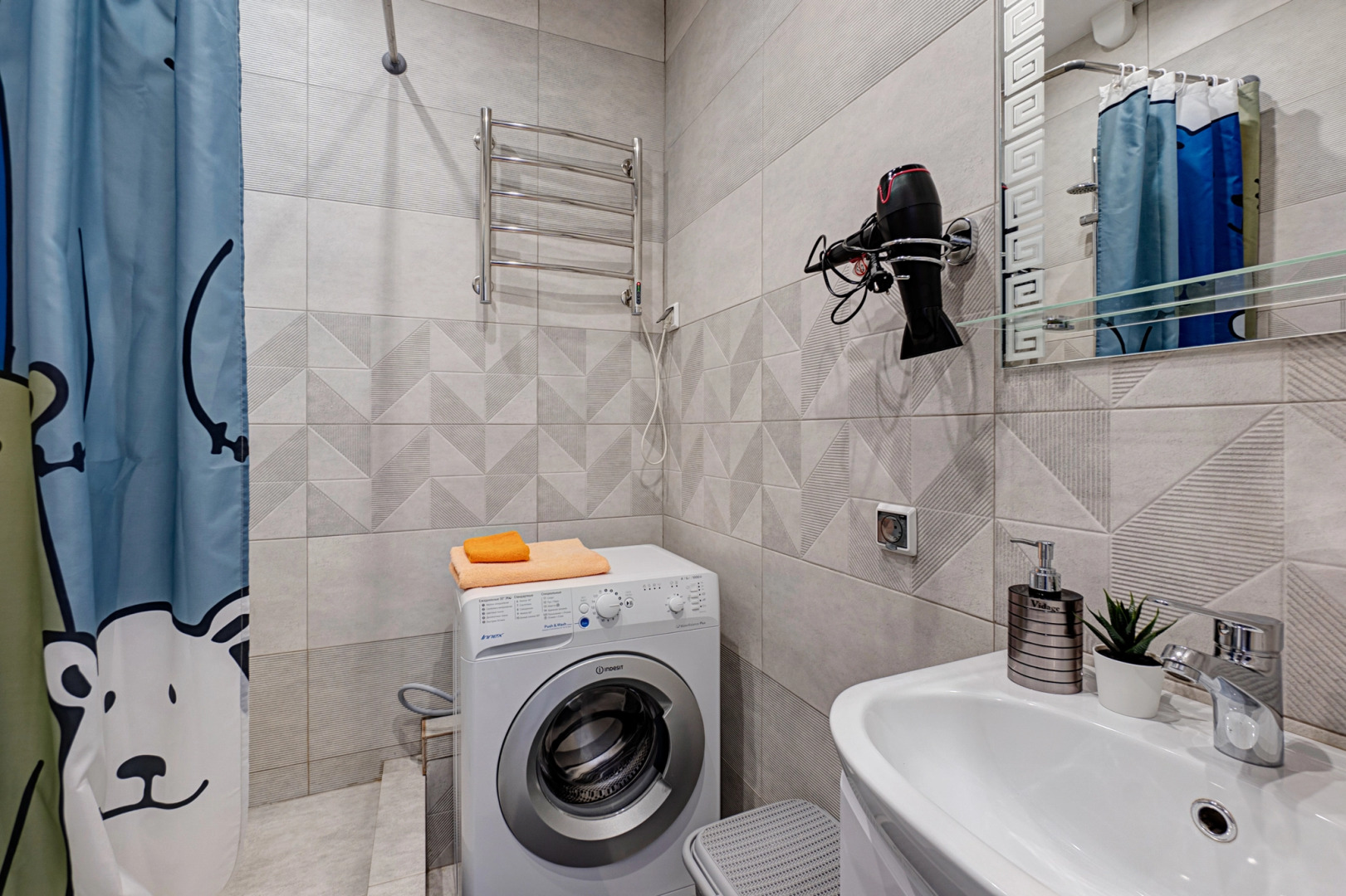 Апартаменты на Склизкова