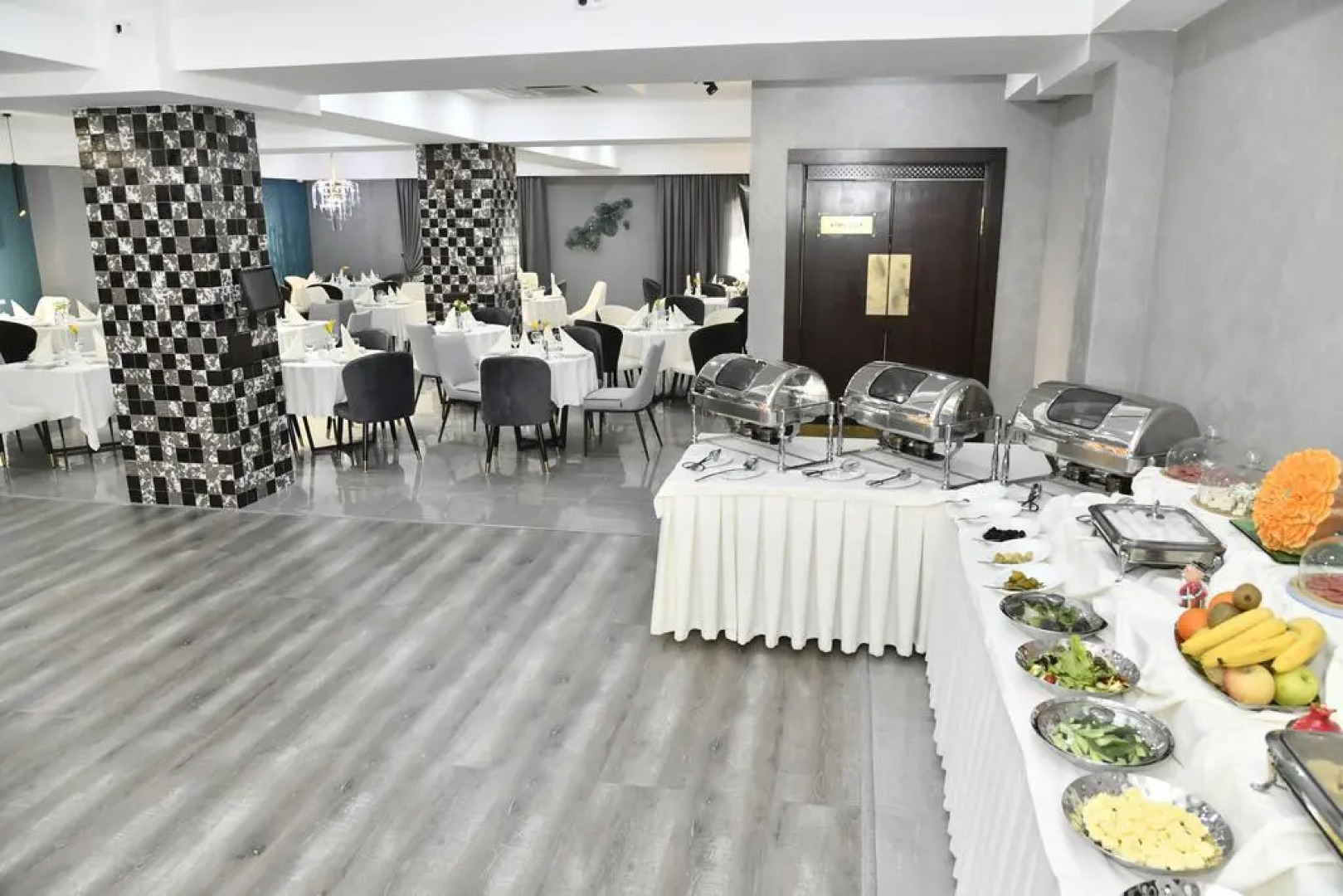 Отель Krokus Plaza