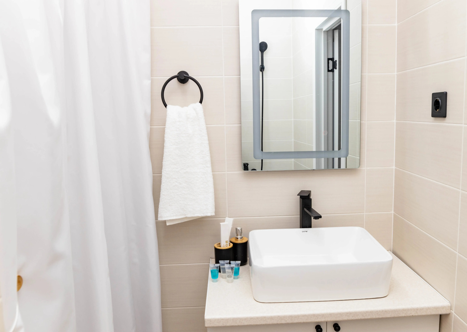 Апартаменты двухкомнатные на Наурызбай батыра 127/5