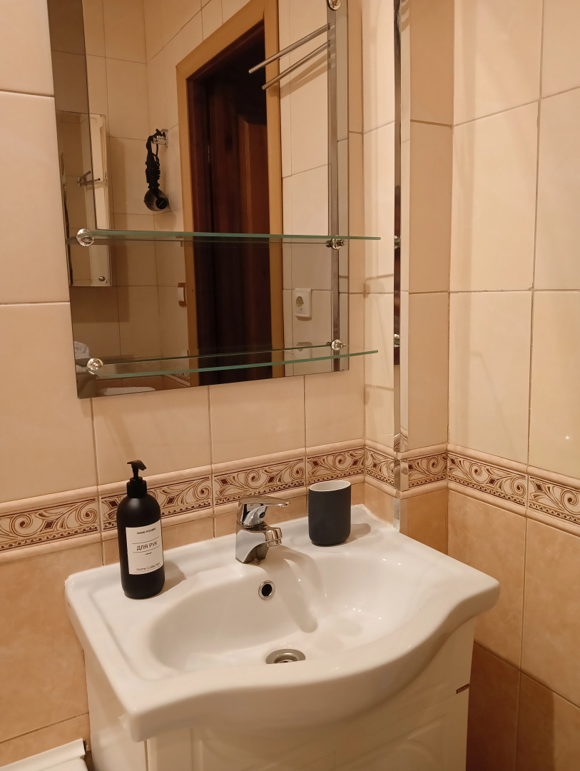 Квартира Ваш Рантье на Кольском 19 близ Долина Уюта