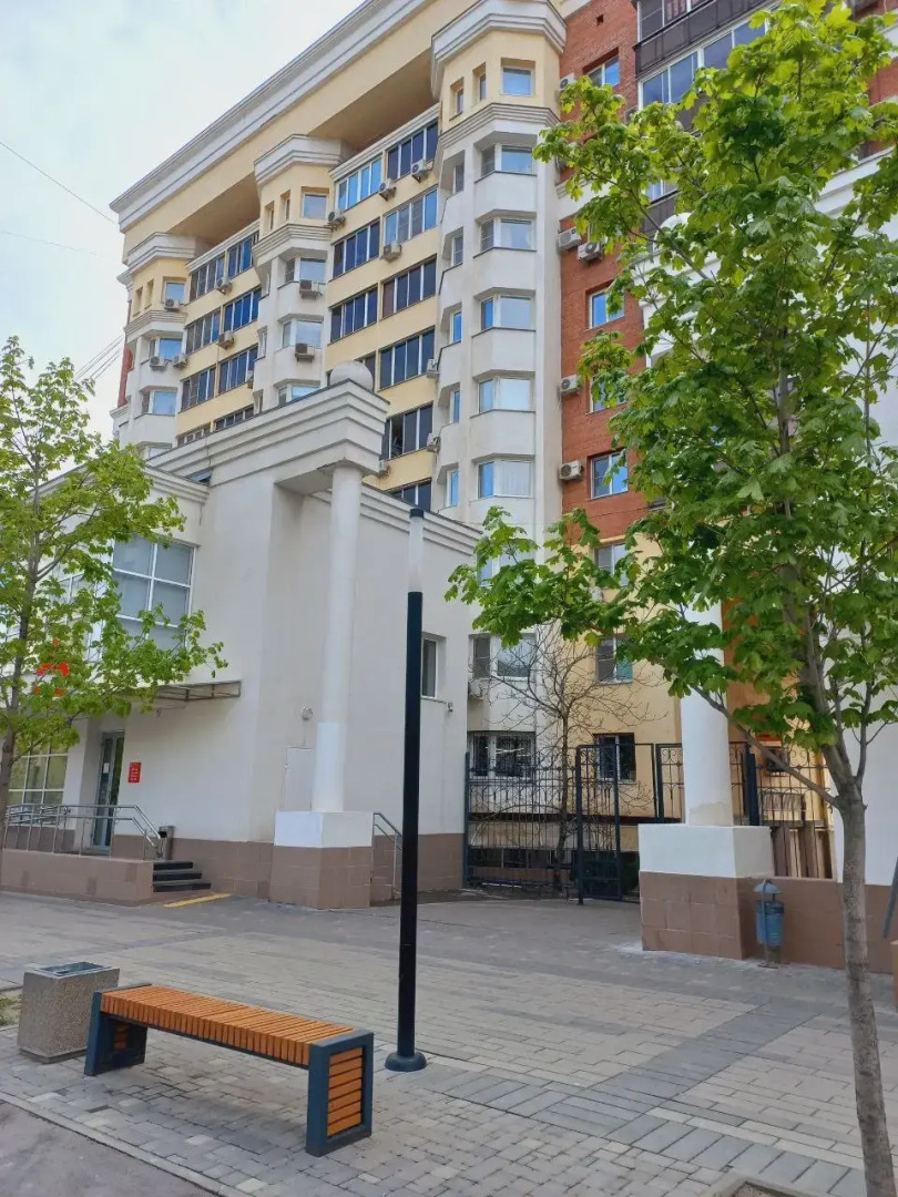 Квартира Просторная квартира с эркером в центре города-героя