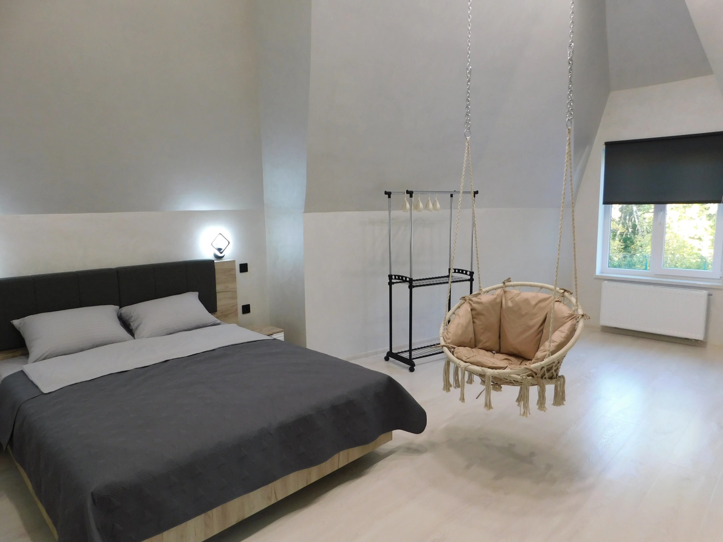 Частный Дом Двух Этажный Дом в Тихом Районе