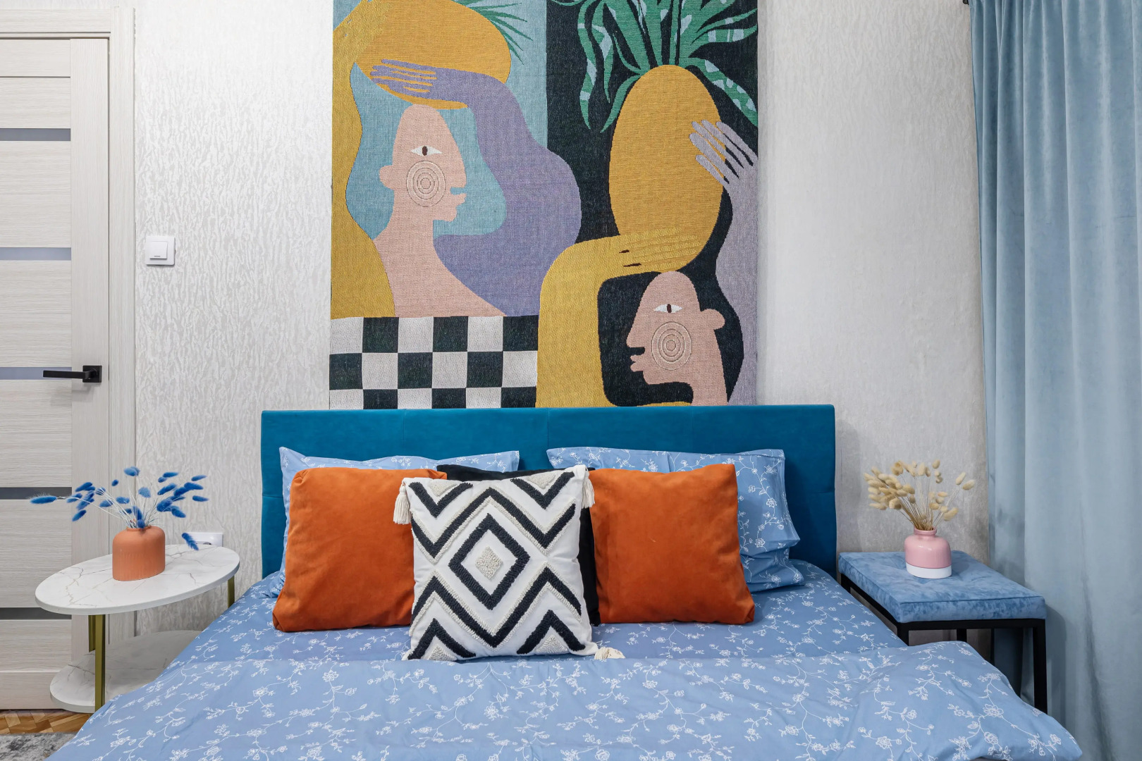 Апартаменты TatAparts двухкомнатные у Кремля