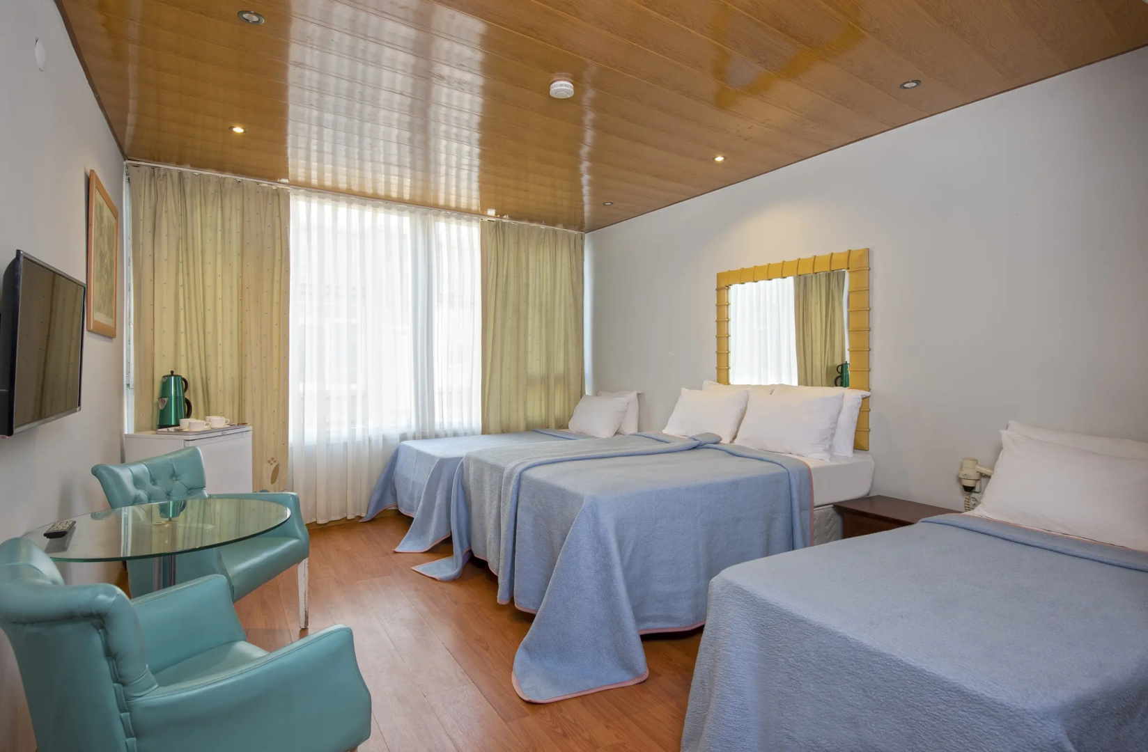 Nest Hotel