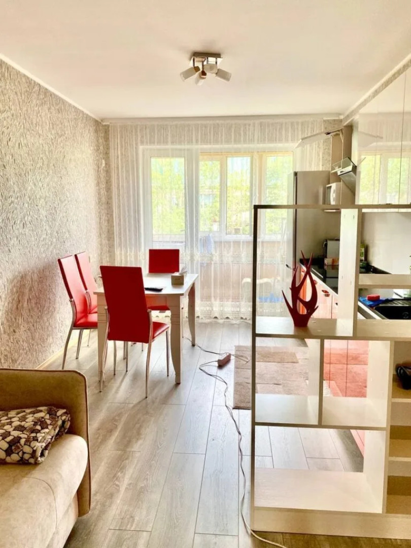 Двухкомнатные Апартаменты на Победе