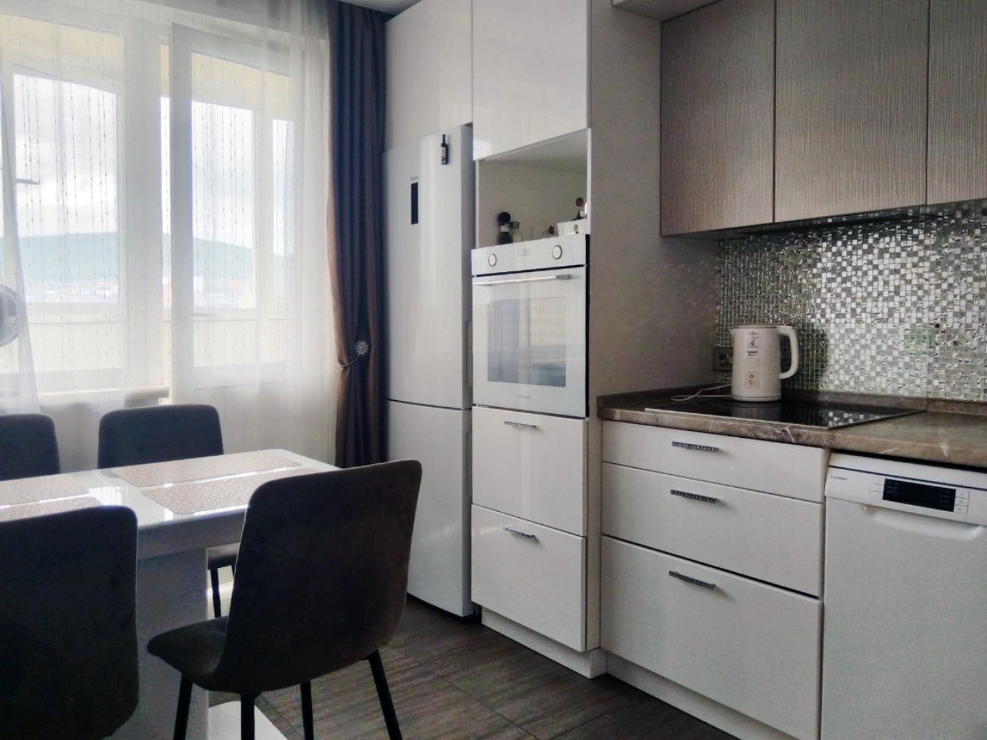 Квартира около острова Отдыха в Красноярске