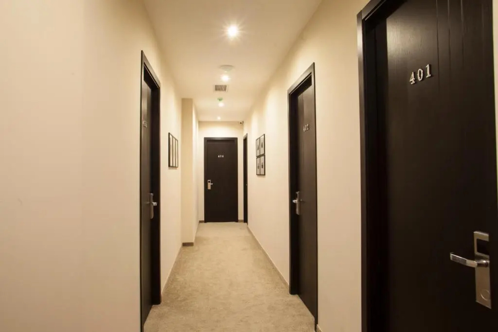 Отель Old Meidan Tbilisi