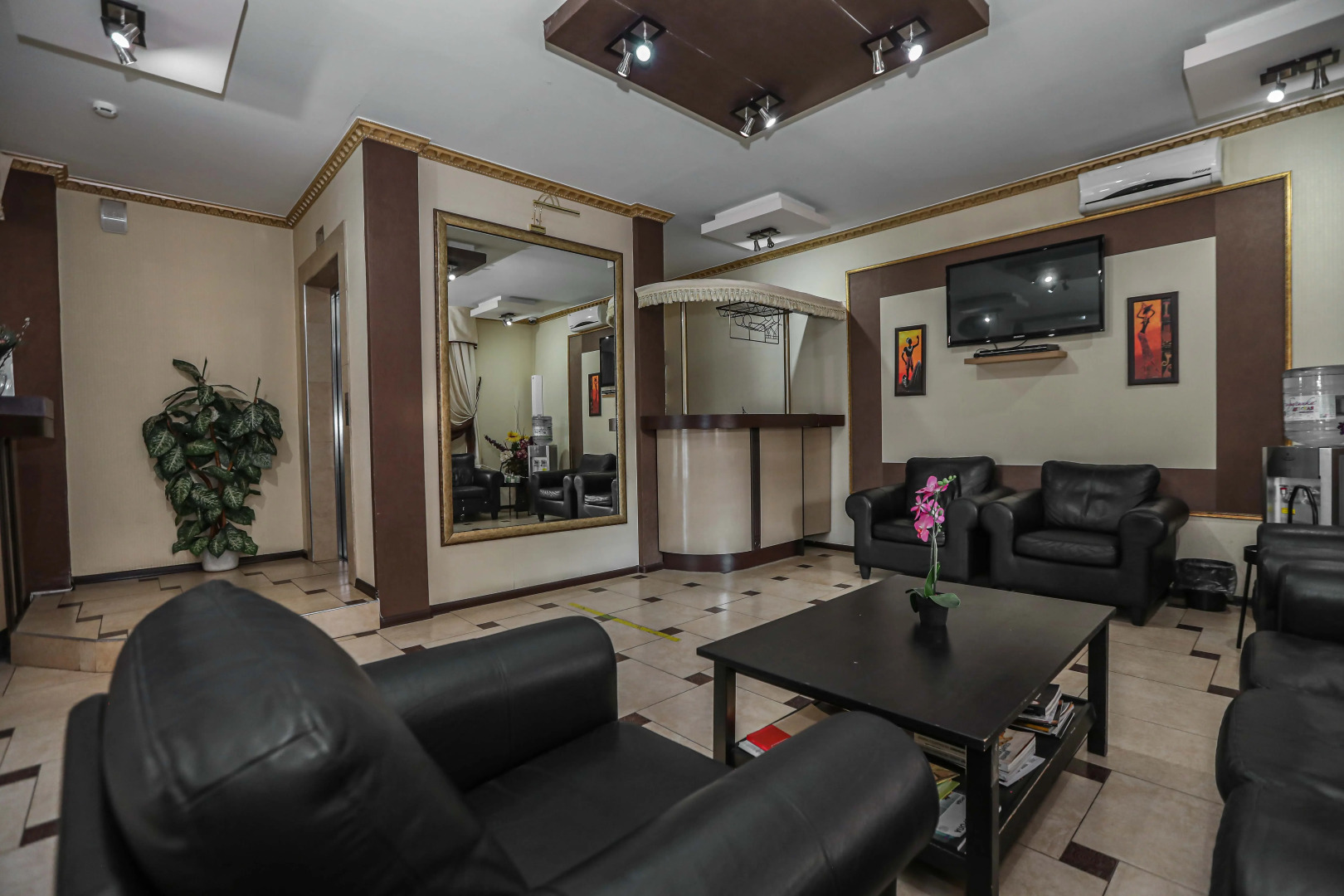 Отель Аурелиу