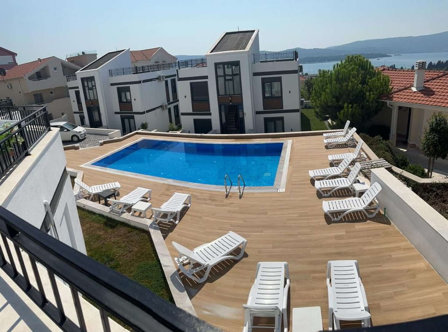 Апартаменты Tivat Terrace Suites