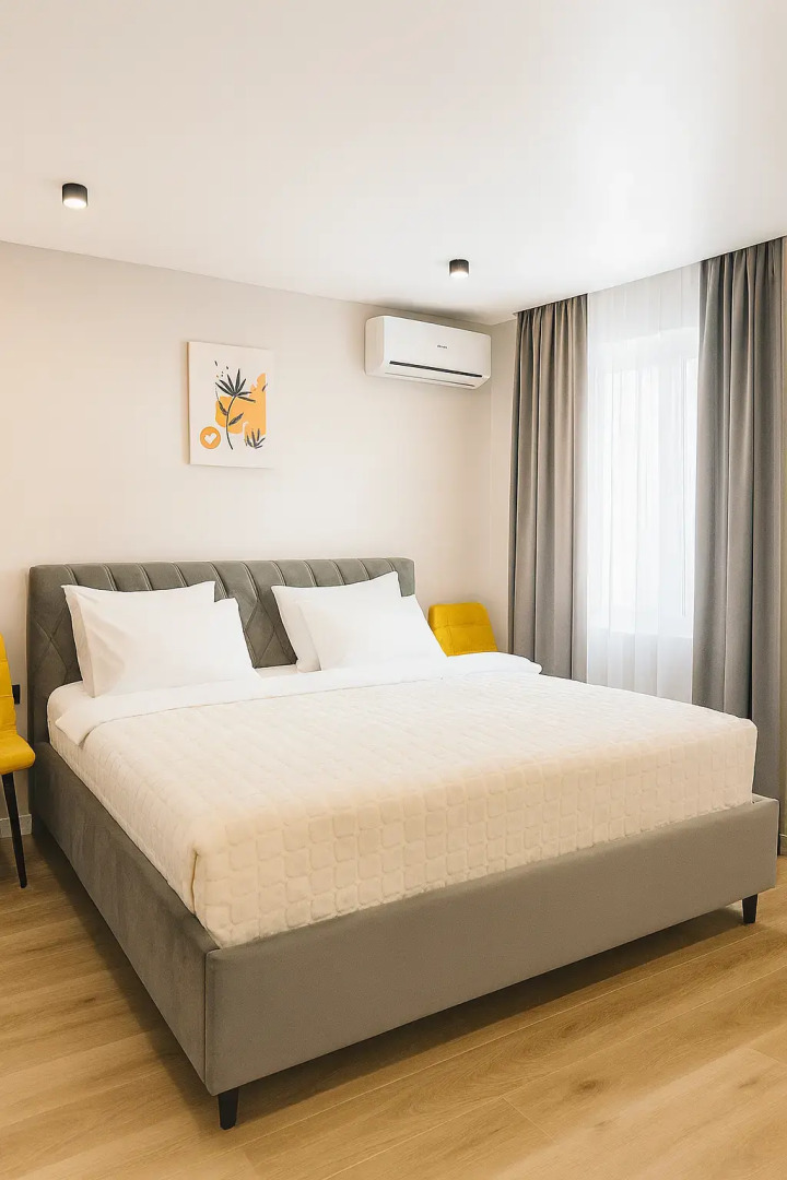 Отель Манон