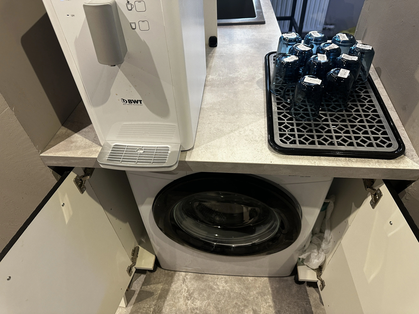 Отель SHELTERZ Три вокзала