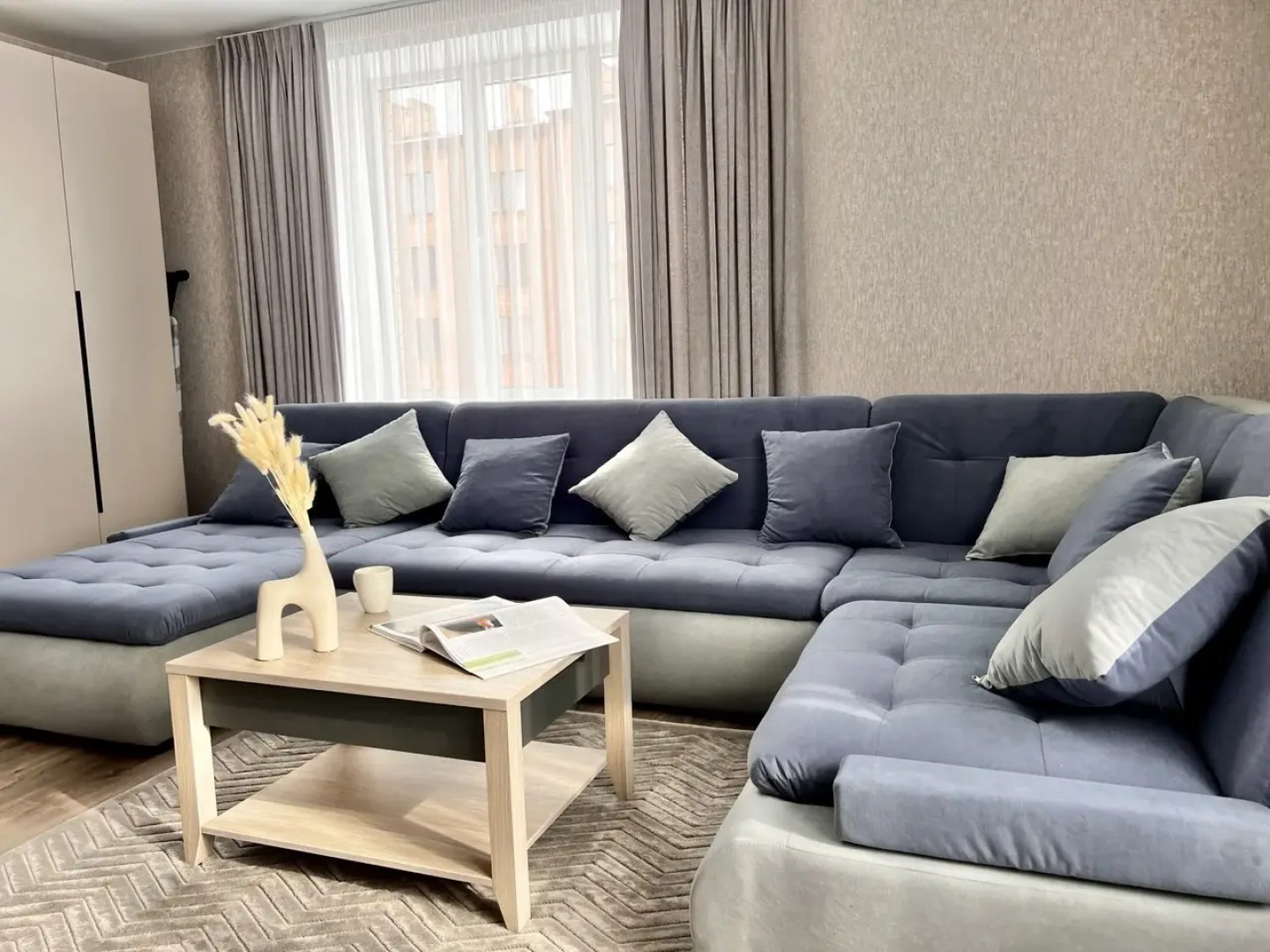 Апартаменты AURA в тихом и уютном районе