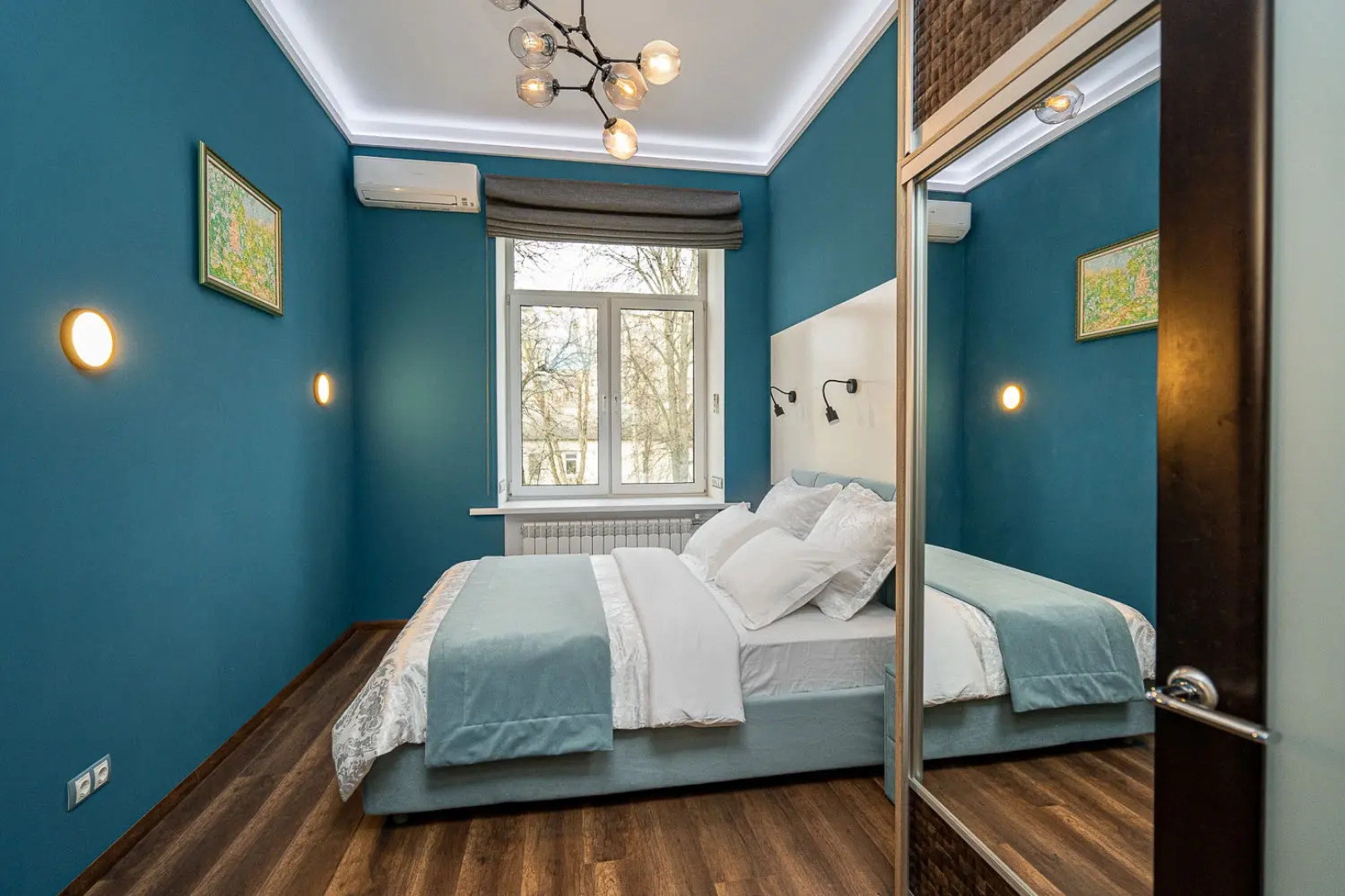 Апартаменты Трехкомнатная квартира возле парка Горького