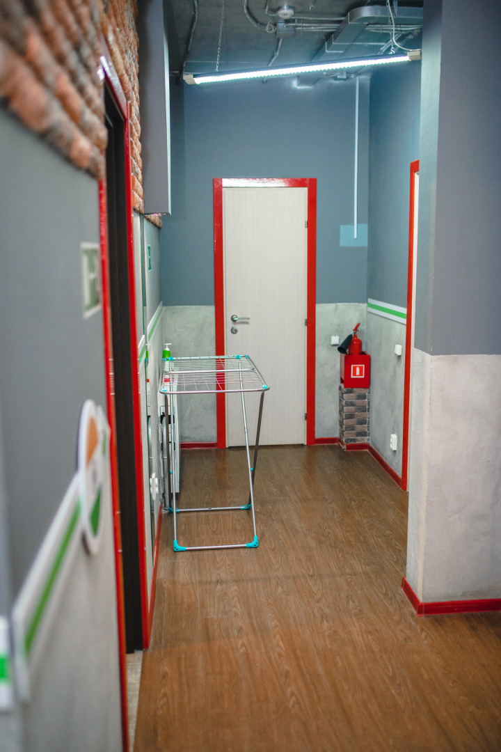 Отель Traveler's Hotel