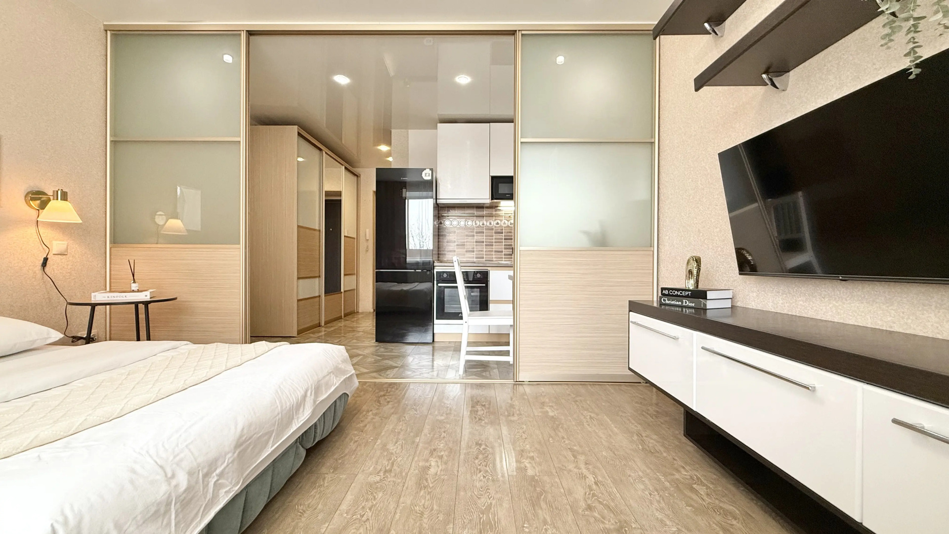 Апартаменты Квартира Hugge Place Объект 5