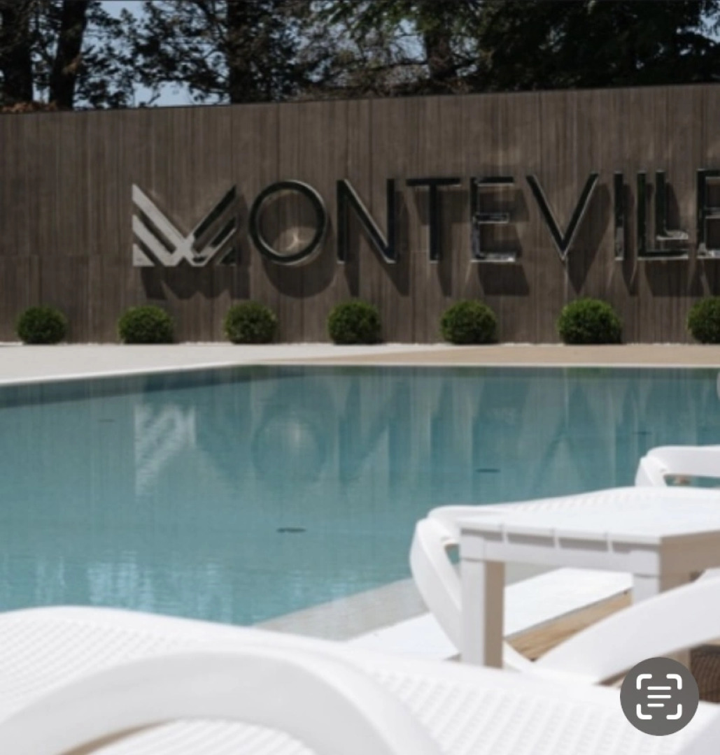 Апартаменты Аппарт 24 с видом на бассейн