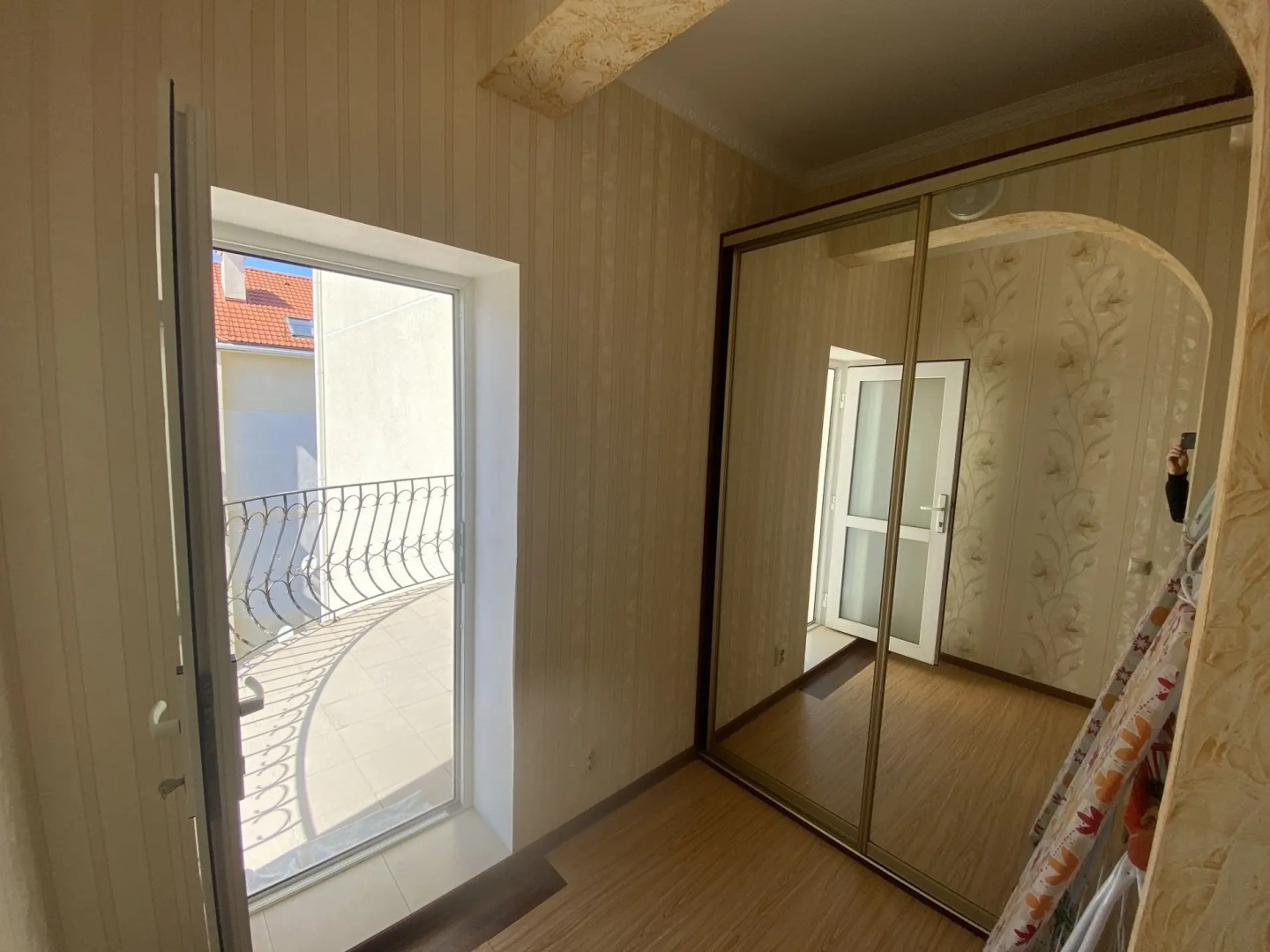 Апартаменты 201 Колхозная 9