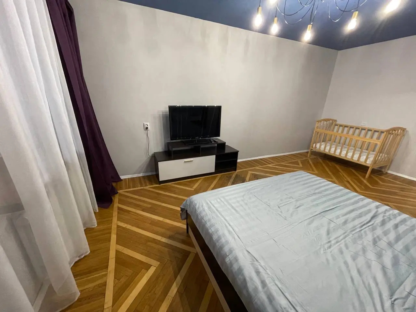 Квартира Толстой Демонстрации 38