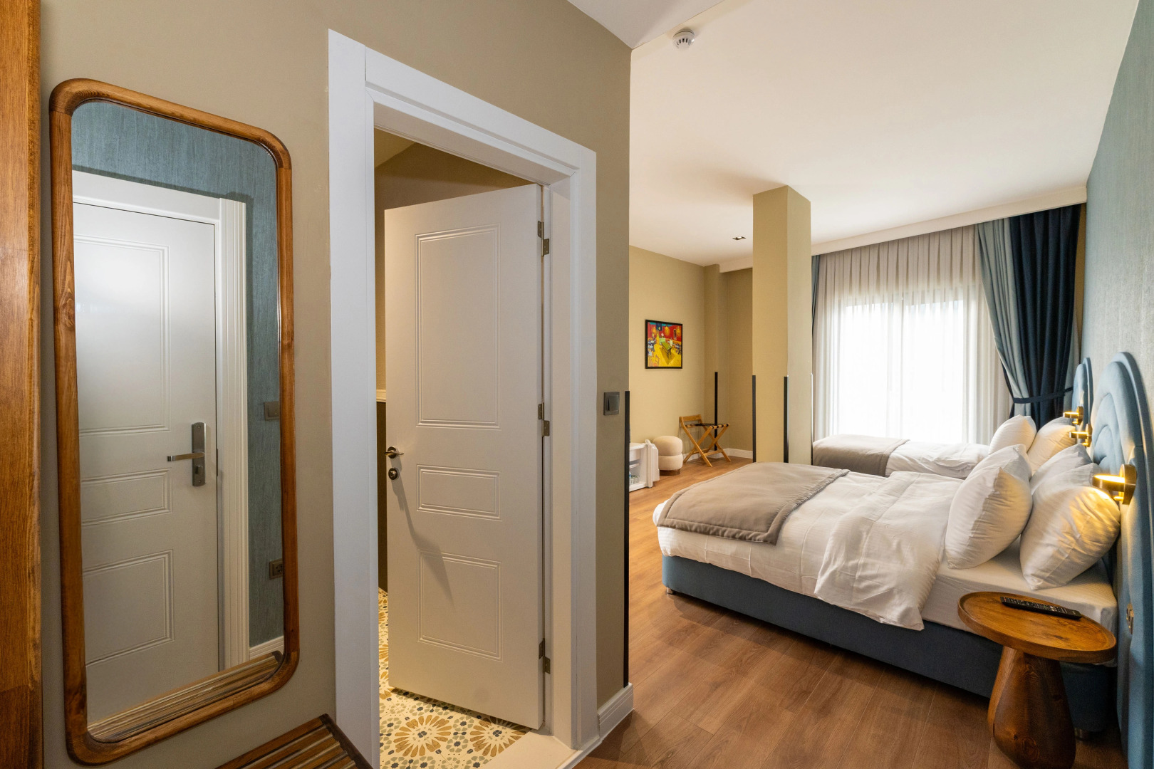 Nenessa Airport Hotel