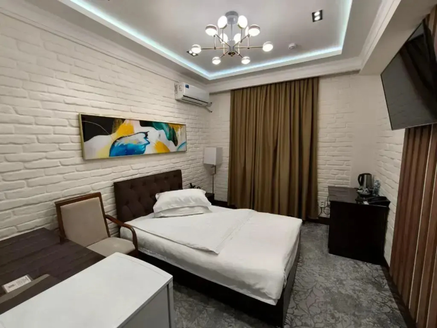 Отель Zarafshon Grand