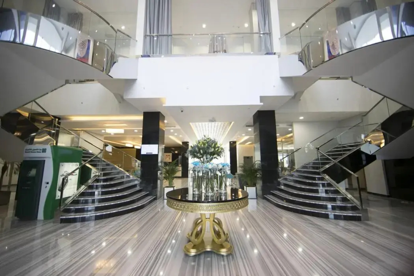 The Palms Beach Hotel And Spa